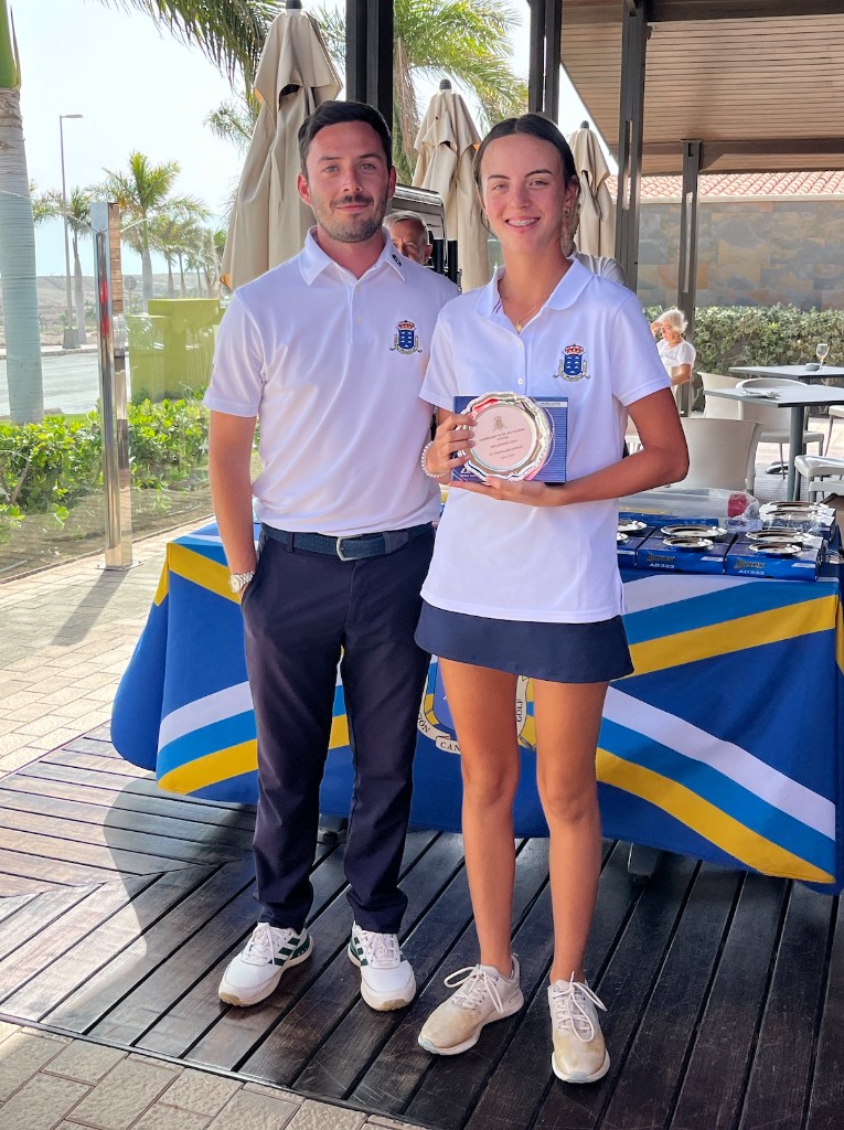  Iván Bravo de Laguna Juez y Adriana Torres Digón, vencedores Scratch Absolutos del Campeonato de Las Palmas Juvenil 2025, que se ha celebrado en Meloneras Golf by Lopesan los días 9, 10 y 11 de julio.