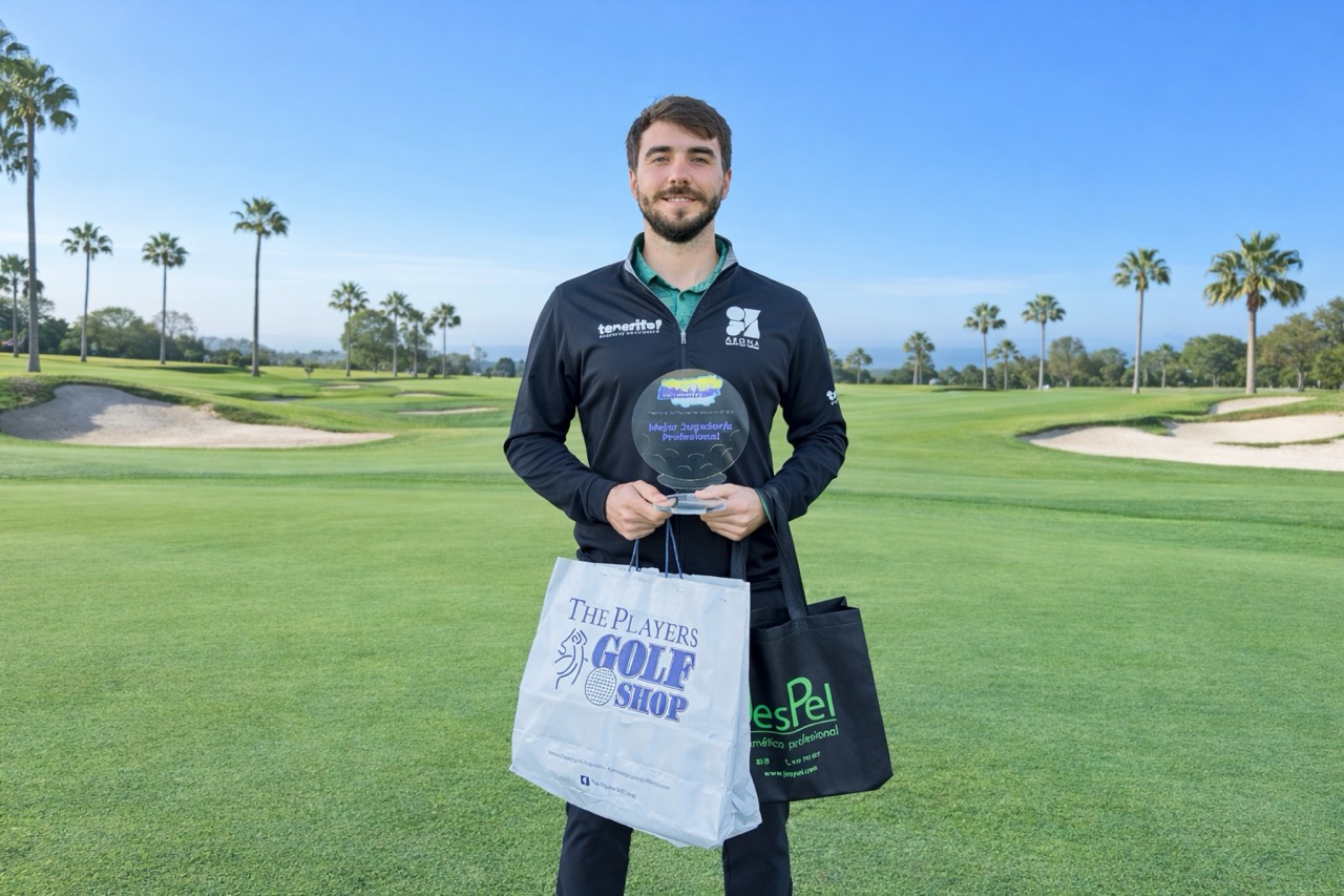Álvaro Hernández Cabezuela ganador del Premio GolfEnCanarias 2025 al Mejor Jugador Profesional de Canarias