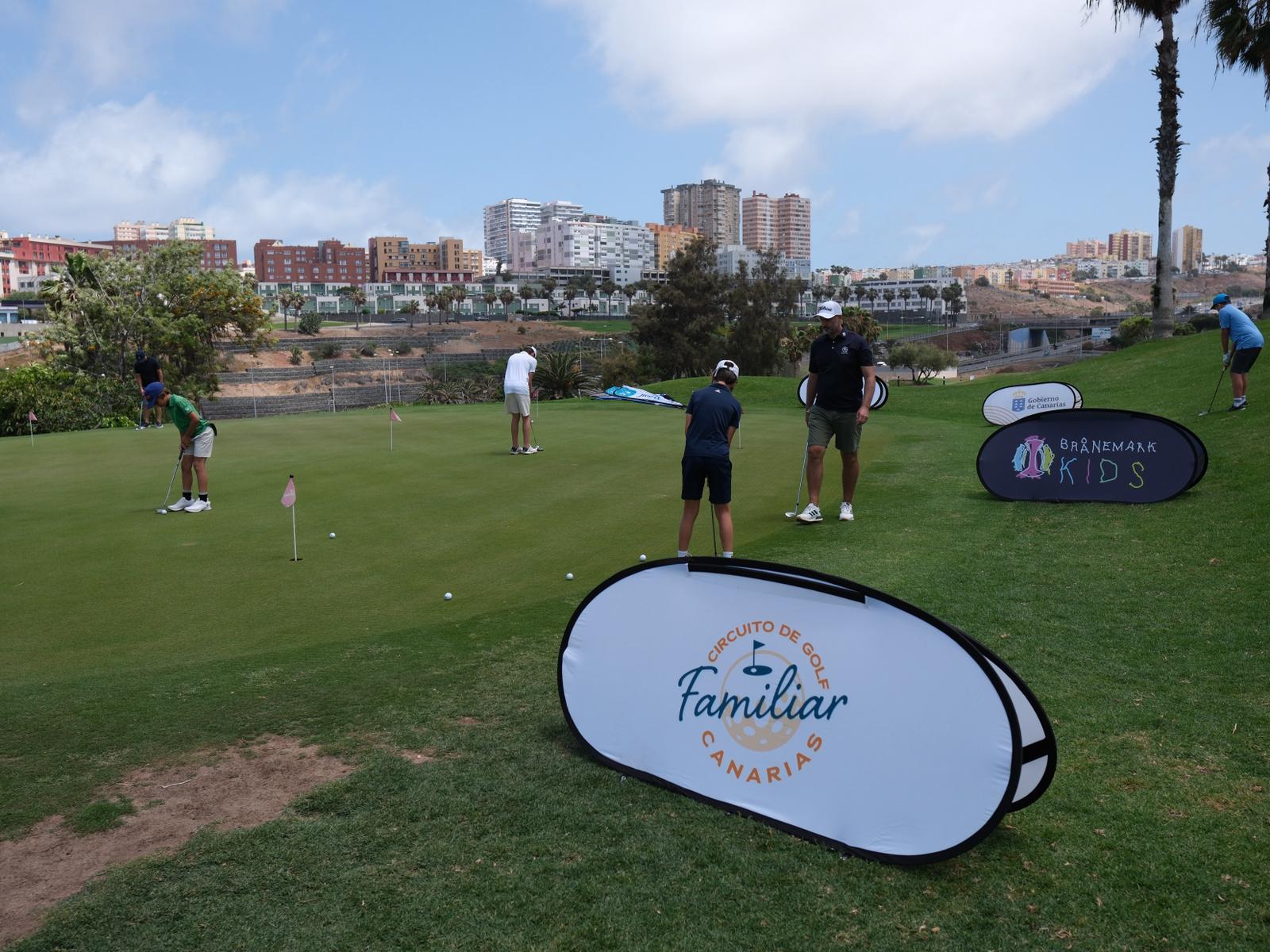 La pareja de los Demetrio Marrero se impone en Las Palmeras Golf, 2ª cita del Circuito Familiar de Golf Canarias 2026