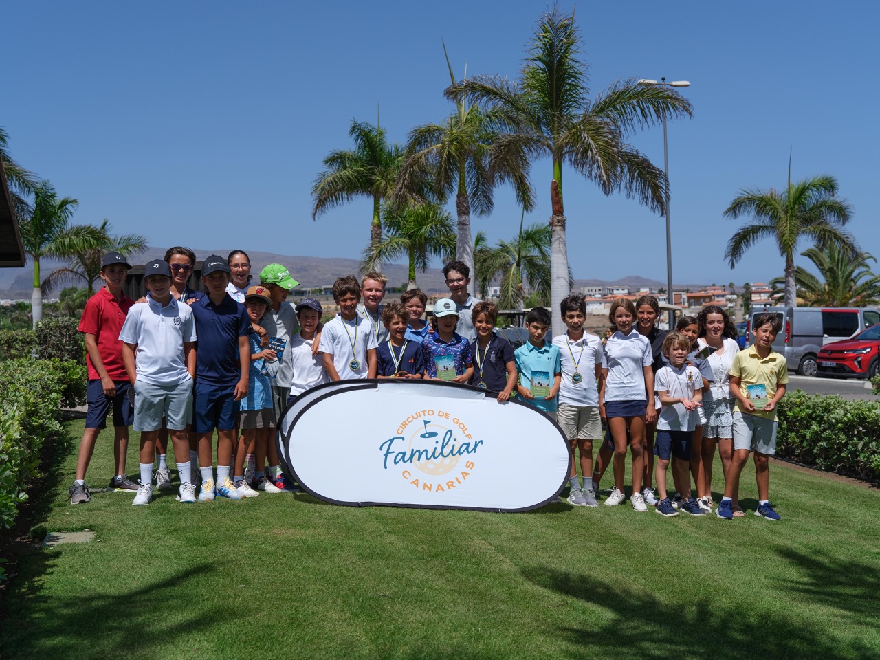 La pareja José Luis y Sebastián Mesa se imponen en la cuarta cita del Circuito de Golf Familiar en Meloneras Golf